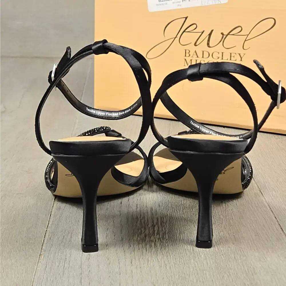 Jewel Badgley Mischka Ankle strap heels Blk 8.5